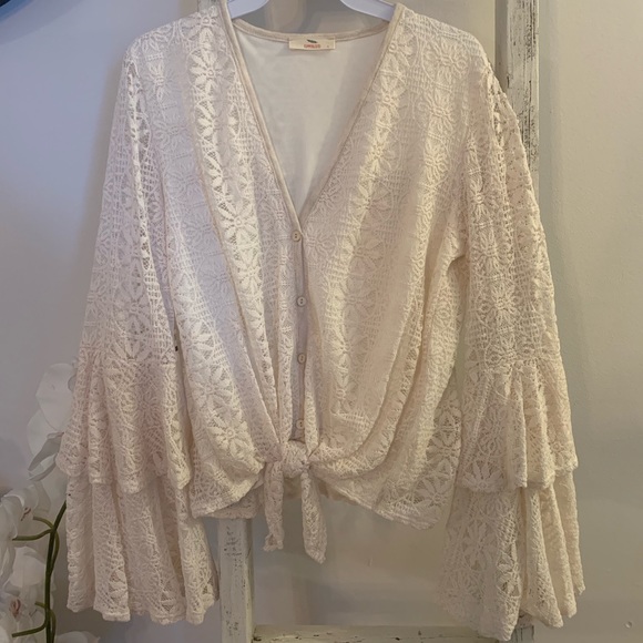Bell Sleeve Boho Crochet Lace Top - Picture 6 of 6